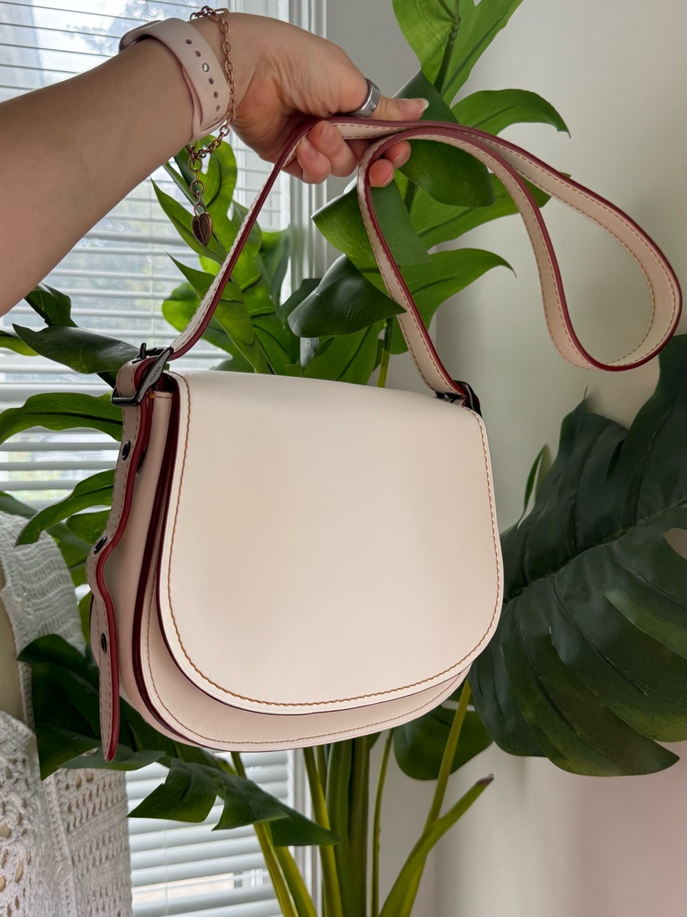 Coach Cream and Brown Crossbody Saddle Bag - Picture 2 of 14